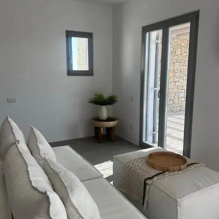 Villa Mae by ΜΡS *